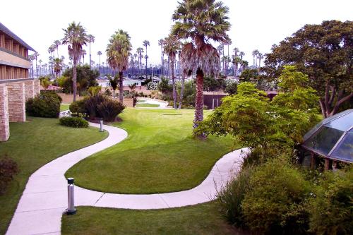 Four Points by Sheraton Ventura Harbor Resort - Hotel Overview