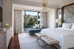 Four Seasons Hotel Westlake Village - Room Types and Features