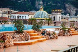 Grand Hotel La Favorita - Hotel Overview and Location