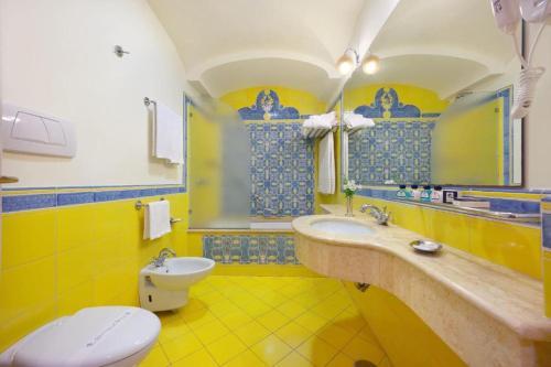 Grand Hotel La Pace - All Inclusive - Hotel Overview and Location