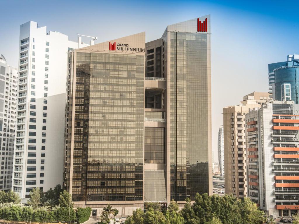 Grand Millennium Dubai Review