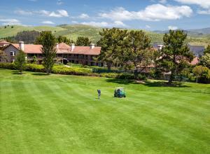 Half Moon Bay Lodge - Hotel Overview