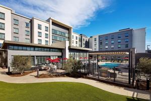 Hampton Inn Long Beach Airport, Ca - Hotel Amenities and Facilities