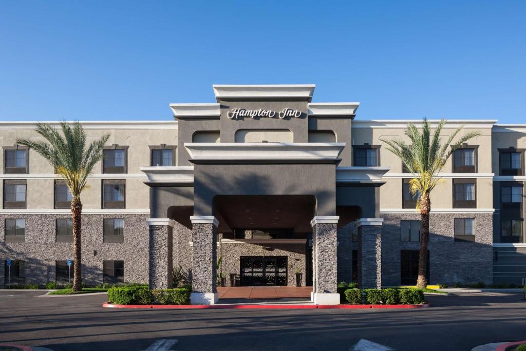 Hampton Inn Los Angeles Orange County Cypress Review