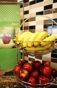 Hampton Inn Madison Square Garden - Hotel Location and Accessibility