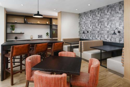 Hampton Inn Manhattan-35th St Empire State Bldg - Hotel Overview
