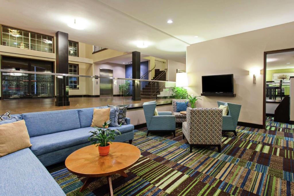 Hampton Inn Morgan Hill - Hotel Overview