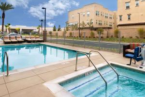 Hampton Inn & Suites Buena Park - Hotel Overview