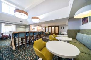 Hampton Inn & Suites Modesto - Salida - Hotel Overview