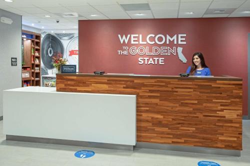 Hampton Inn & Suites Watsonville - Hotel Overview