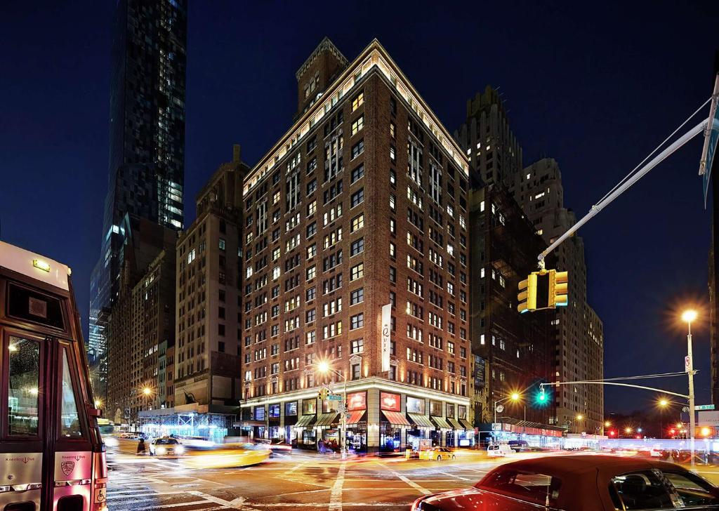 Hilton Club The Quin New York - Hotel Overview and Location