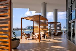 Hilton Dubai Creek Hotel & Residences - Hotel Overview and Location