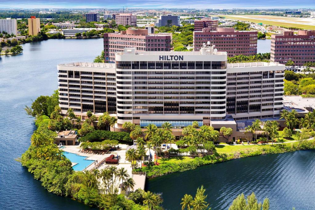 Hilton Miami Airport Blue Lagoon Review