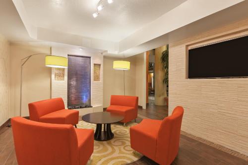 Holiday Inn Express Hotel & Suites San Jose-Morgan Hill, an IHG Hotel - Hotel Overview and Location