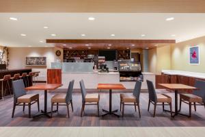 Holiday Inn La Mirada Buena Park, an IHG Hotel - Centrally Located in Southern California
