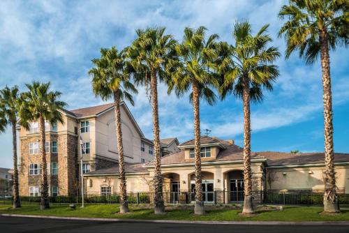 Homewood Suites by Hilton Ontario Rancho Cucamonga - Exceptional Location