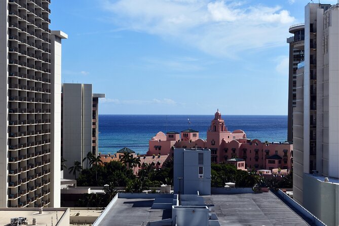 Honolulu Scavenger Hunt and Highlights Self-Guided Tour - Meeting and Navigation
