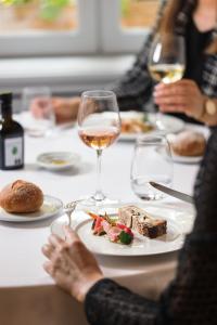 Hostellerie De Labbaye De La Celle - Territory - Captivating Countryside Setting