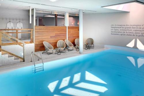 Hotel Au Chamois D'or by Les Etincelles - Location and Accessibility