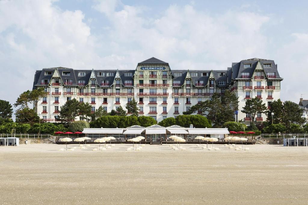 Hôtel Barrière L’Hermitage Review