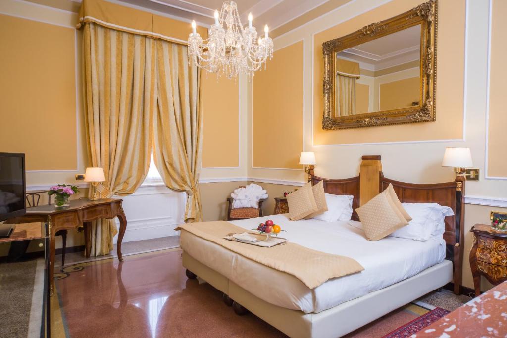 Hotel Bristol Palace Review
