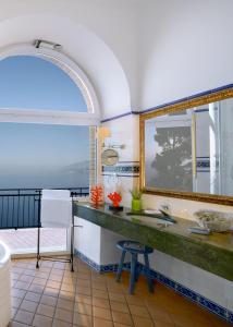 Hotel Caesar Augustus - Hotel Overview and Location