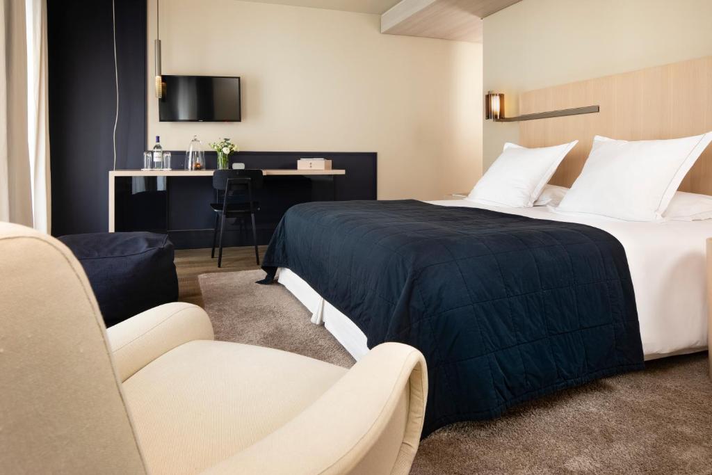 Hotel De Nell Review