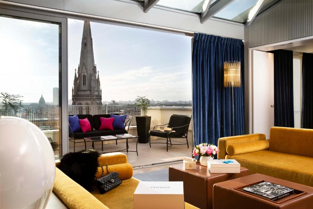 Hotel De Sers Champs Élysées Paris Review