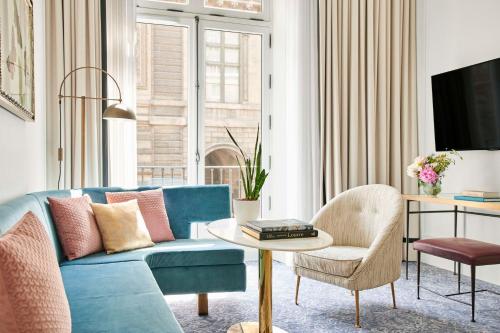 Hôtel Du Louvre, in the Unbound Collection by Hyatt - Exceptional Location and Accessibility