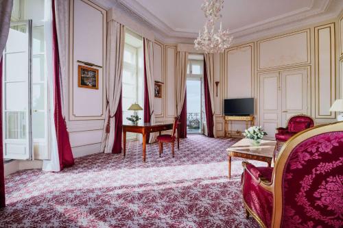 Hotel Du Palais Biarritz, in the Unbound Collection by Hyatt - Luxury Beachfront Accommodations