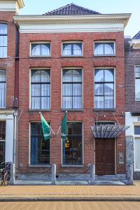 Hotel Halbert - Location and Accessibility