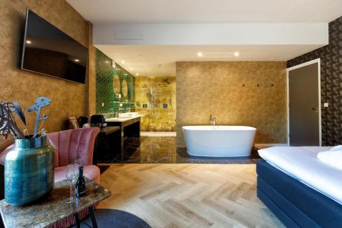Hotel Karsten - Overview and Location