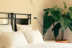 Hotel La Ponche - Hotel Overview