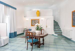 Hotel Le Agavi - Hotel Overview and Location
