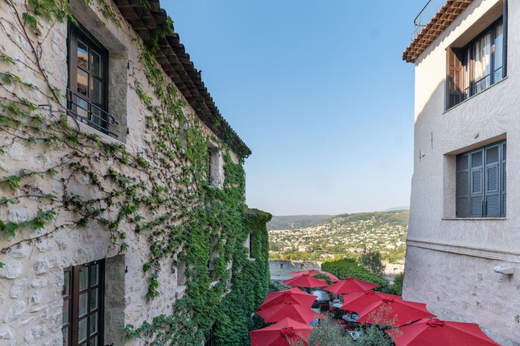 Hotel Le Saint Paul Review