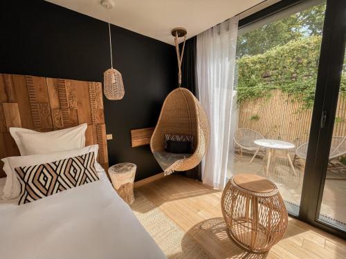 Hotel Le Saint Remy & Spa - Location and Overview