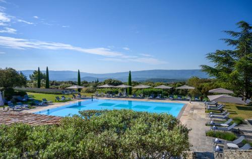 Hotel Les Bories & Spa - Idyllic Location and Surroundings