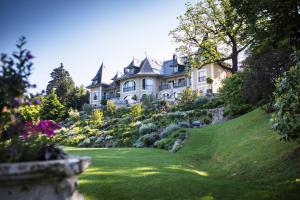Hotel LIncomparable by Les Etincelles - Location and Accessibility