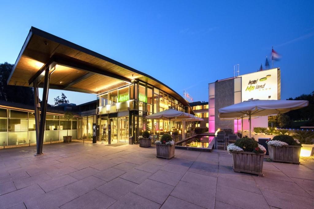 Hotel Mitland - Hotel Overview and Location