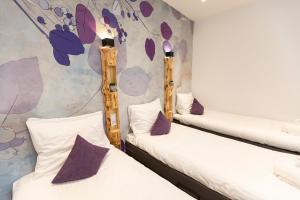 Hotel Morning - Hotel Location and Accessibility