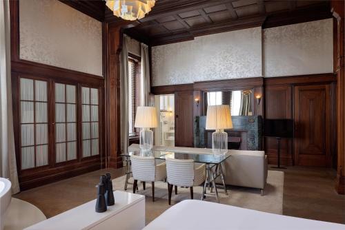 Hotel New York - Overview and Rating