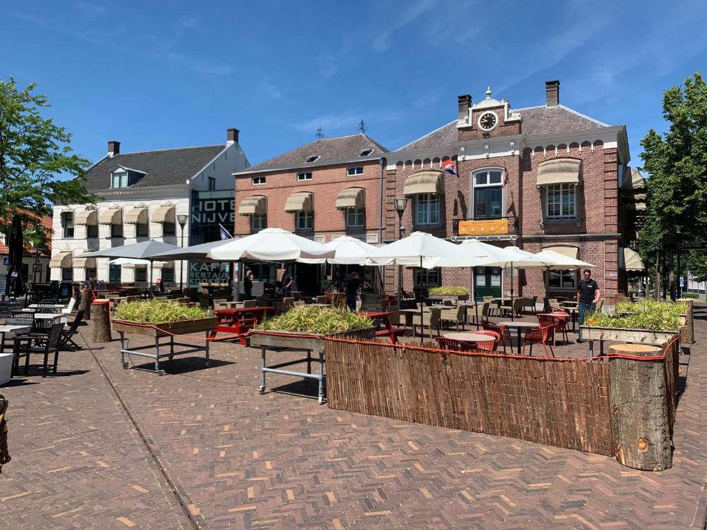 Hotel Nijver Review