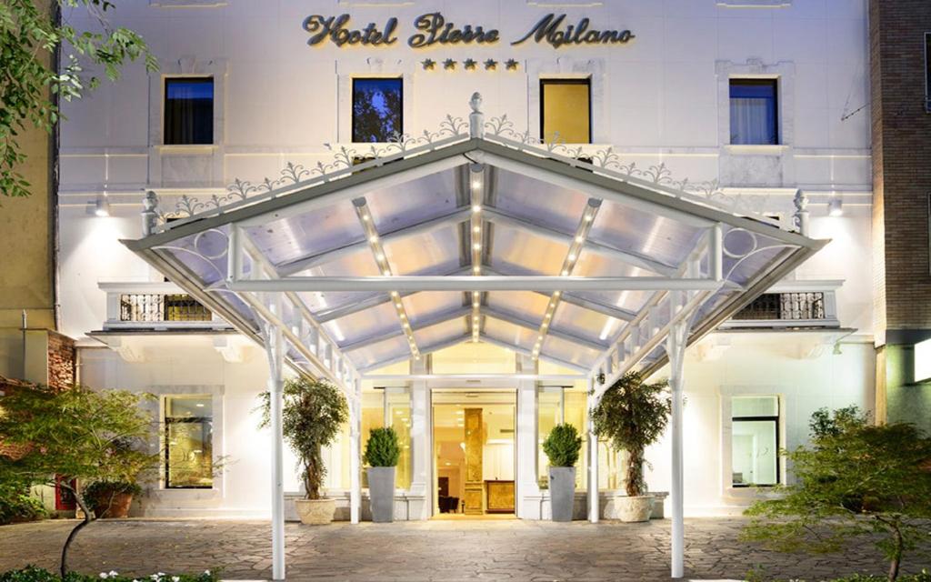 Hotel Pierre Milano Review