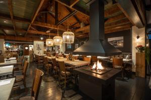 Hotel & Restaurant - Auberge De Hilver - Overview and Location