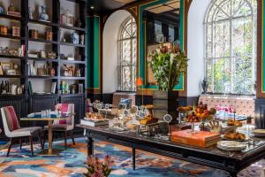 Hotel Vilòn - Small Luxury Hotels of the World - Hotel Overview