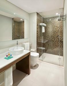 Hyatt Place Dubai Jumeirah Residences - Location and Surroundings