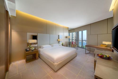 Hyatt Regency Creek Heights Residences - Property Details