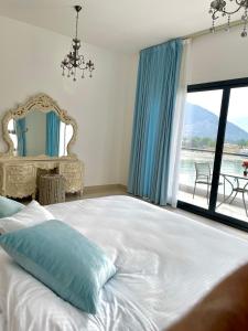 Iconic 4-Bedroom Villa With Pool in Fujairah Palm - Property Overview