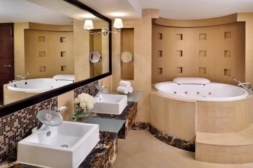 InterContinental Abu Dhabi, an IHG Hotel Review