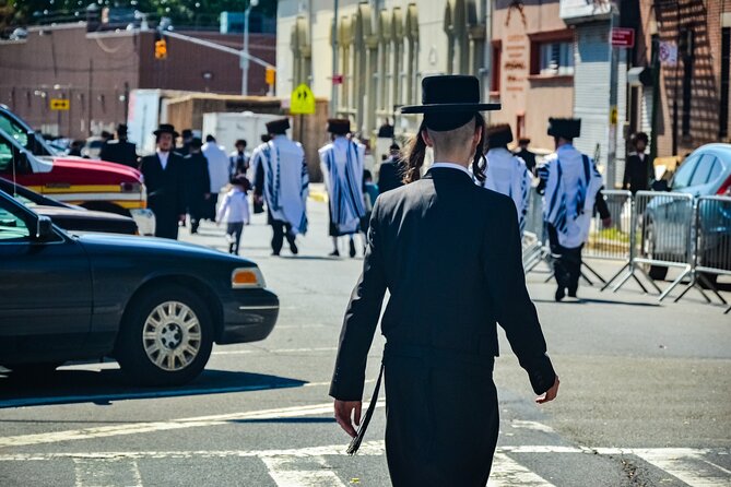 Jewish History of NYC Private Tour With Transfers - Overview of the Jewish Heritage Tour